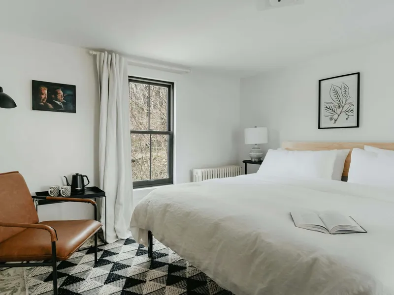 Image for Hotels & Suites